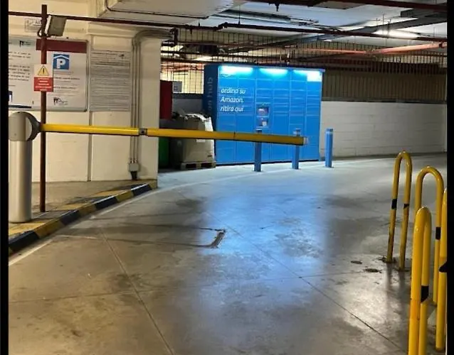 Porta A Mare, Free Parking *